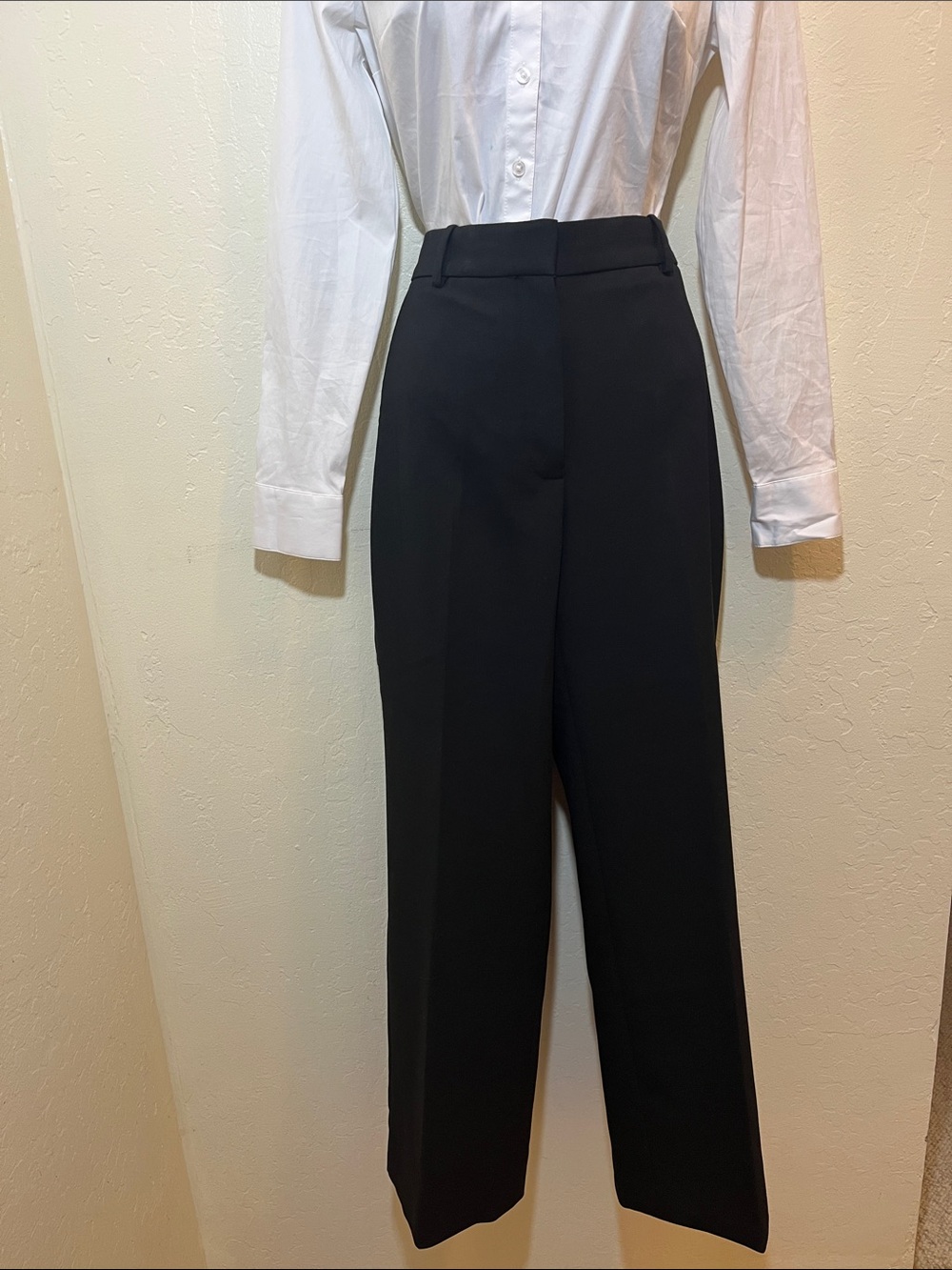 NWT BABATON ARITZIA Women's Black High-Waist Straight Leg Trousers